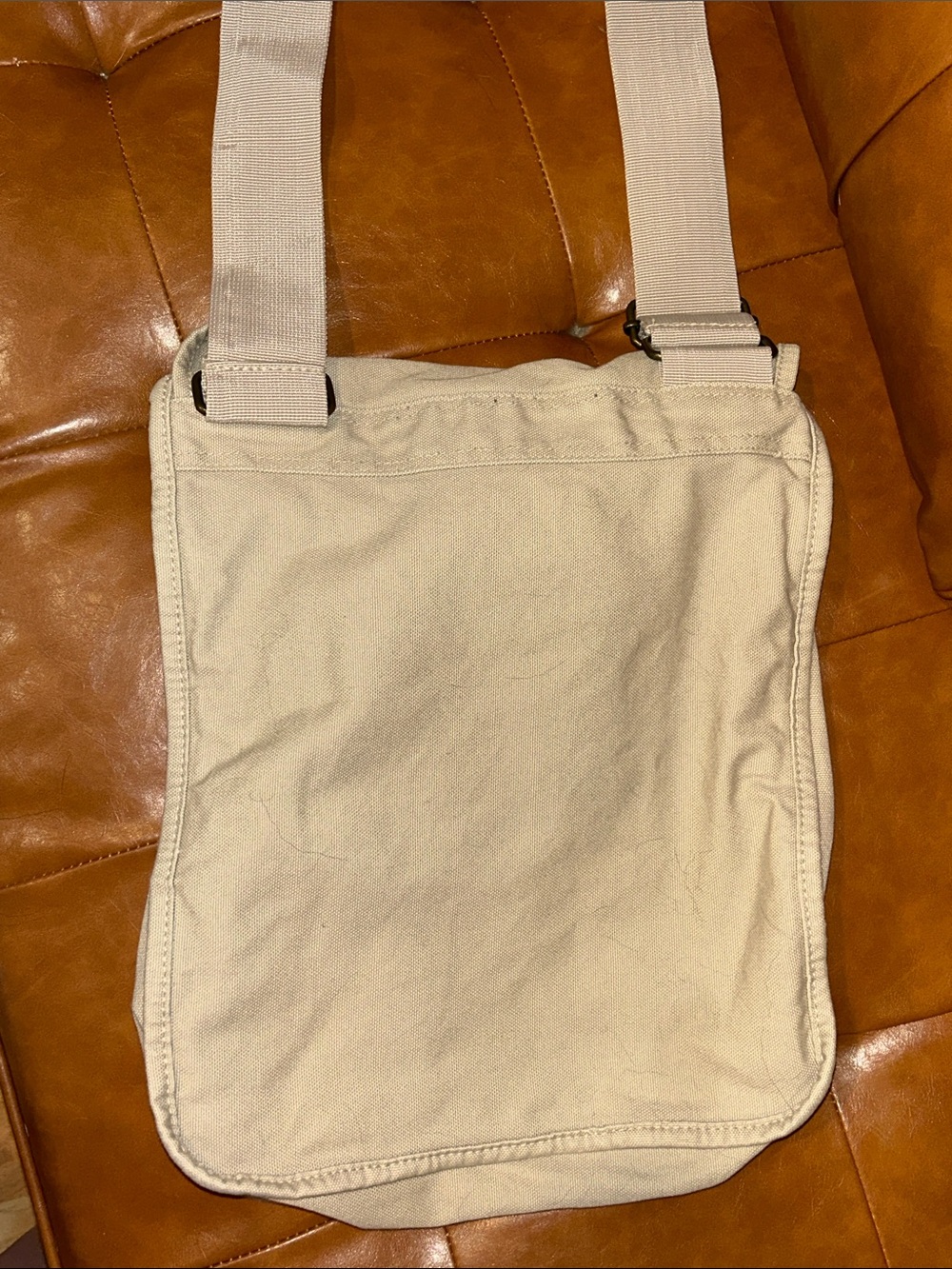 Girl Scouts Canvas Crossbody Bag in Light Beige - Picture 7 of 8